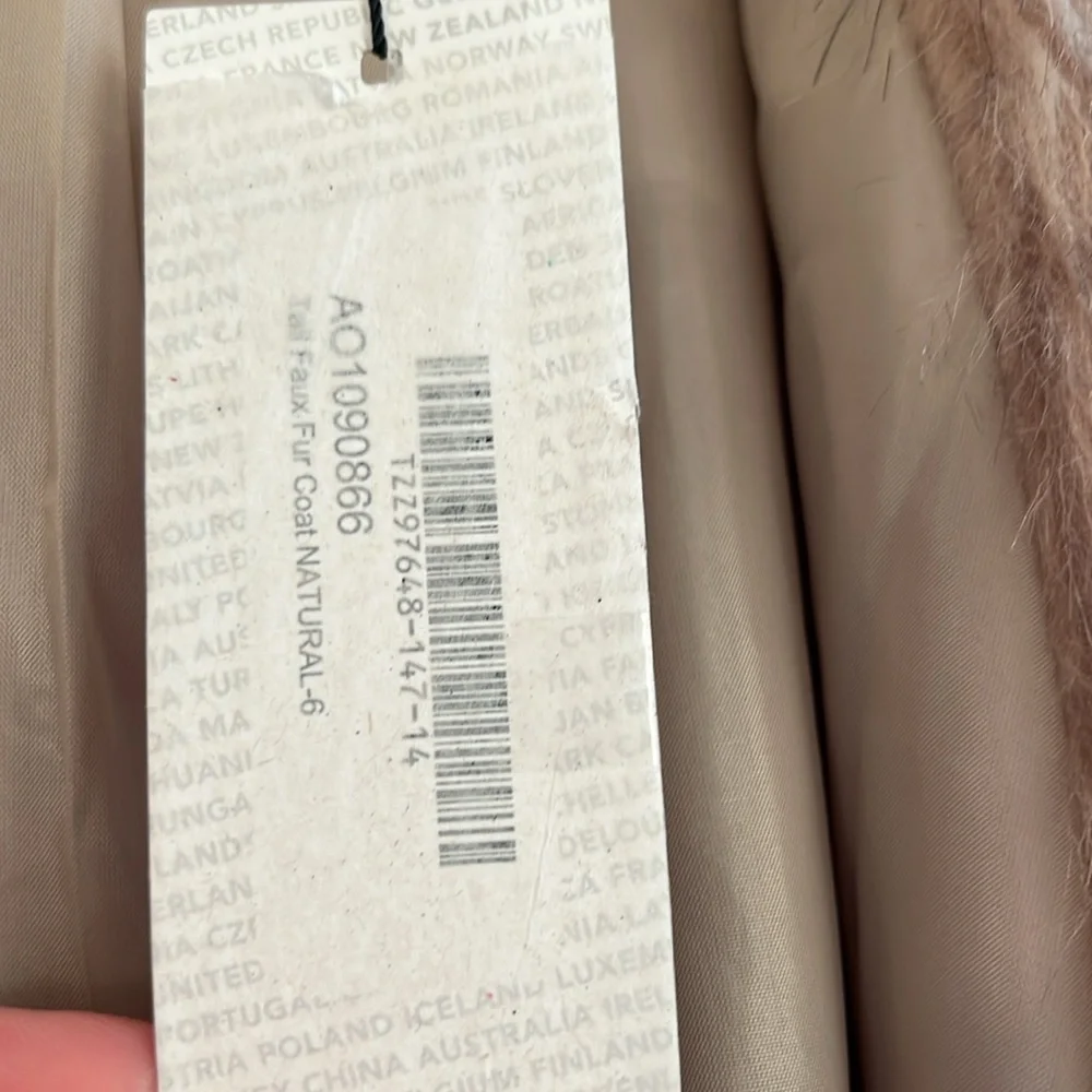 Boohoo Faux fur coat Tall womens size 2 NWT brown/cream - Picture 7 of 8